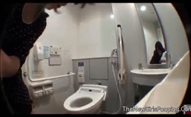 Japanese teen shitting in public bathroom