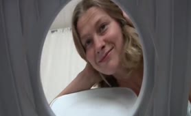 She's peeing on slave