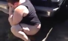 BBW wife shitting near parked car