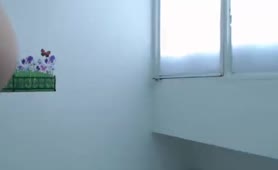 She's peeing with pressure