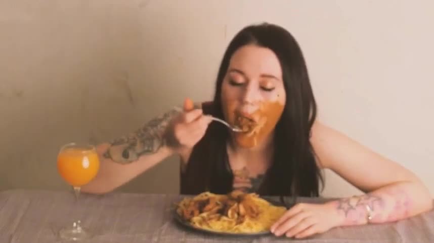Scat Eating - Eating a perfect scat meal