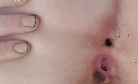 Babe takes a gassy poo in gym shorts