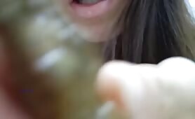 Woman shits in her hand