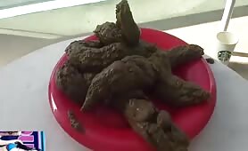 Lady Shits a Lot on a Cruise