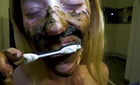 Lady shits on toothbrush