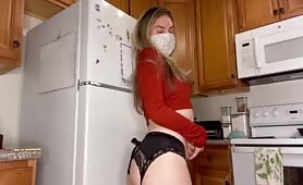 Lady Shits at the Sink
