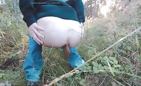 Busty Lady Shits in Countryside